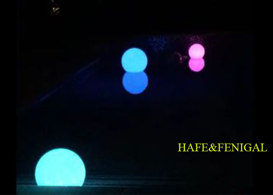 Inflatable LED RGBW Color Changing Glow Balls With Remote Control