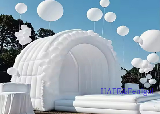 Luxury Inflatable Bounce Castle Jumping Trampoline Large  White Inflatable Bounce House for Wedding Party