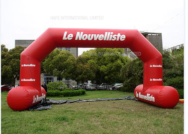 7 * il logo gonfiabile dell'arco di esplosione dell'arco da 4 m. ha stampato 2 lati negli eventi maratona