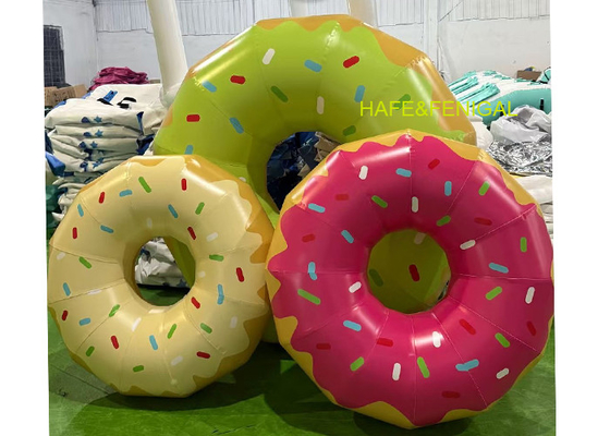 Palloni gonfiabili personalizzati per il lancio di negozi di dessert o marketing esperienziale